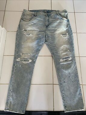 American Eagle Outfitters Light Blue Distressed Ripped Jeans
